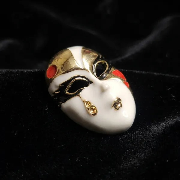 RAVUNE_Masked__Stainless_Steel_Anti-Tarnish_Earring___for_Women