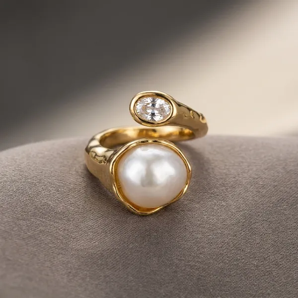 RAVUNE_Pearl_Crystal_Gold_Stainless_Steel_Anti-Tarnish_Ring_for_Women