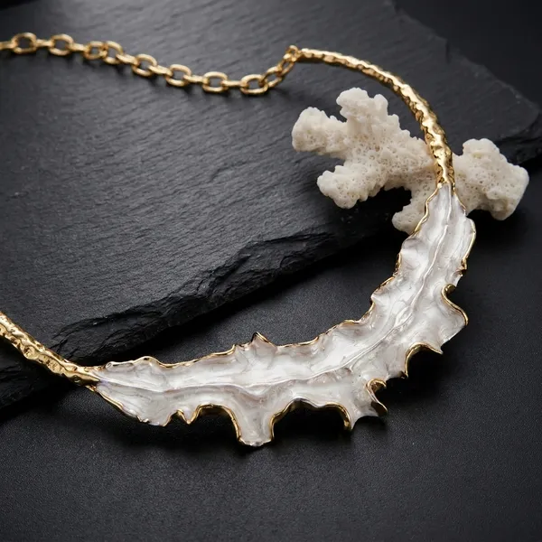RAVUNE_Pearl_Leaf_Gold_Stainless_Steel_Anti-Tarnish_Necklace__For_Women