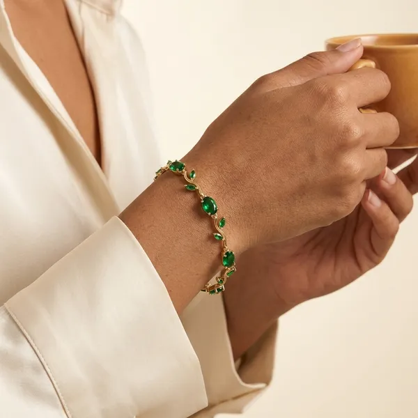 RAVUNE_Green_Tulip_Gold_Stainless_Steel_Anti-Tarnish_Bracelet_for_Women