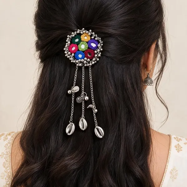 RAVUNÉ_Banjara_Multi-Mirror_&_Metallic_Cowrie_Hair_Clip