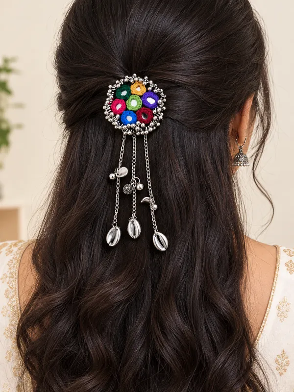RAVUNÉ_Banjara_Multi-Mirror_&_Metallic_Cowrie_Hair_Clip
