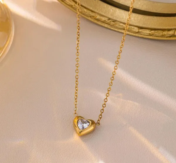 Ravune_Heart_Crystal_Gold_Stainless_Steel_Anti-Tarnish_Chained_Pendant_for_Women