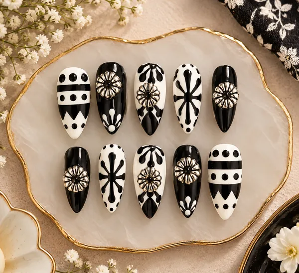 RAVUNE_Monochrome_Ethnic_Press-On_Nails_–_Black_&_White_Tribal_Folk_Art,_Mirror_Charms_&_Silver_Caviar_Studs