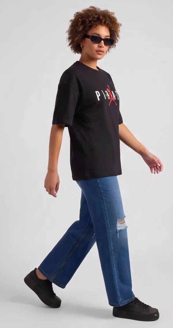 Pirate_Oversized_Graphic_T-Shirt_With_Iconic_Logo