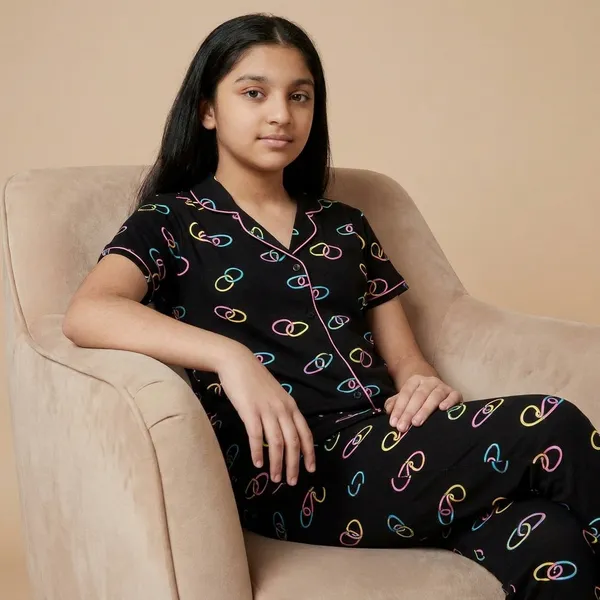Stylish_Black_Printed_Nightwear_Set_For_Girls