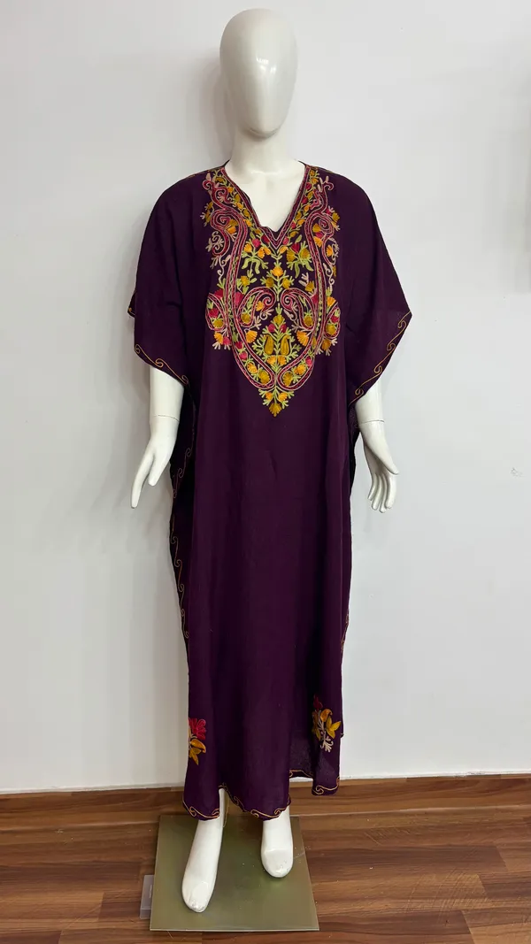 Royal_Plum_with_Floral_Embroidered_Premium_Handmade_Kashmiri_Kaftan
