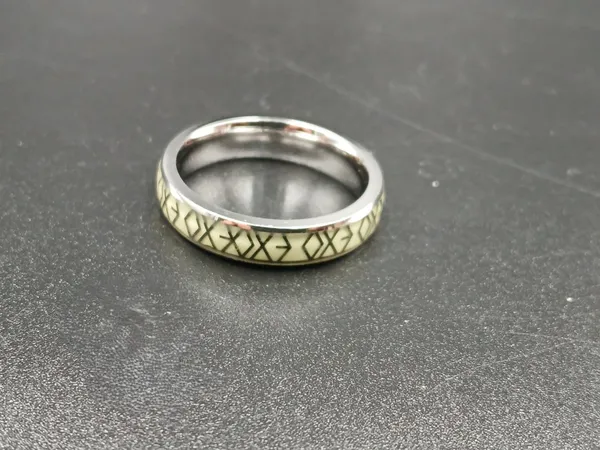 Silver_Sterling_Premium_And_Elegant_Ring_For_Men