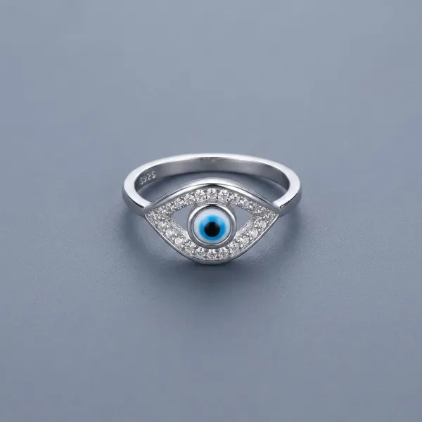 Silver_Sterling_Premium_And_Elegant_Ring_For_Women