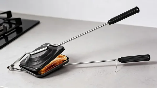 Stainless_Steel_Stovetop_Sandwich_Maker