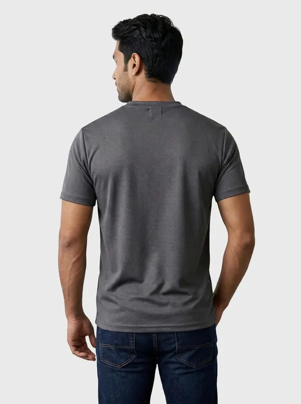 Men_S_Textured_Round_Neck_T_Shirt