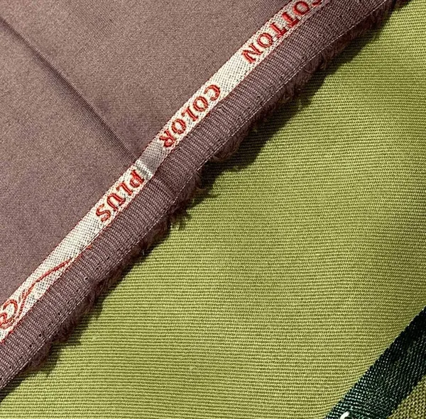 Raymond_Maroon_And_Green_Pure_Cotton_Solid_Shirt_And_Trouser_Fabric_For_Men