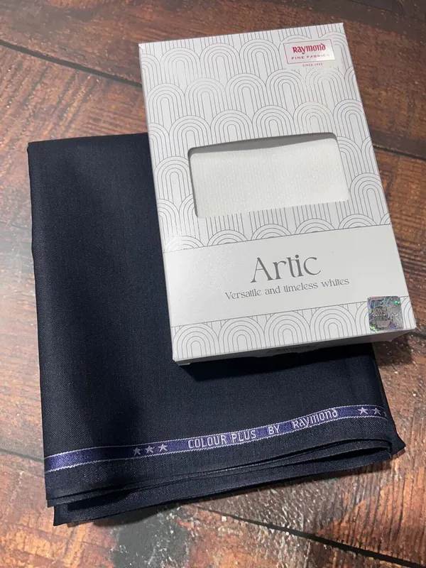 Raymond_White_And_Blue_Pure_Cotton_Solid_Shirt_And_Trouser_Fabric_For_Men