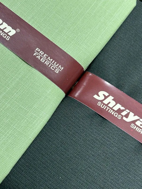 Shriyam_Green_And_Black_Poly_Cotton_Checkered_Shirt_And_Trouser_Fabric_For_Men