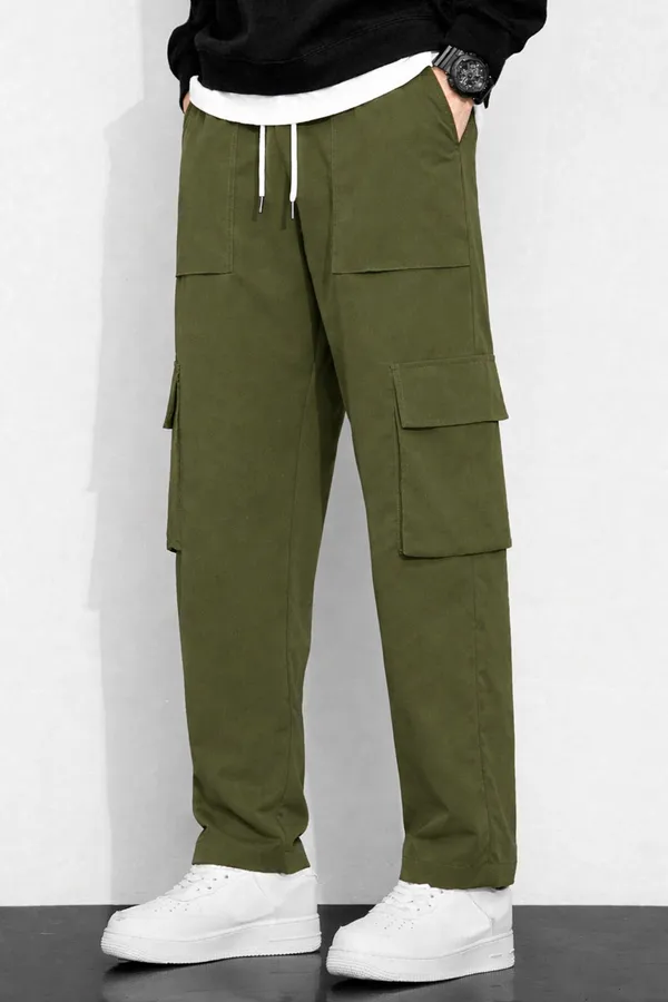 Olive_Green_Cargo_Pant_With_Multiple_Pockets_-_Unisex_Streetwear_Style