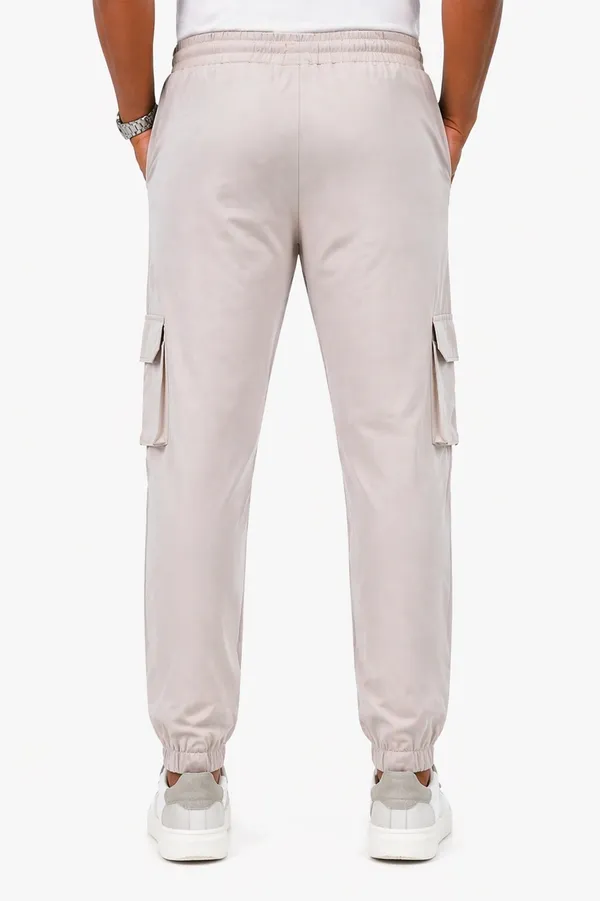 Men_Beige_Cargo_Jogger_Pant_With_Elastic_Waistband_And_Multiple_Pockets