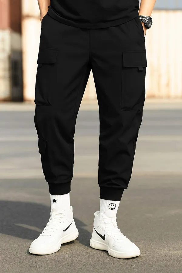 Men_Black_Cargo_Jogger_Pant_With_Multiple_Pockets