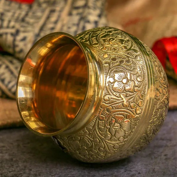 Brass_Embossed_Floral_Kalash_Pot_for_Pooja
