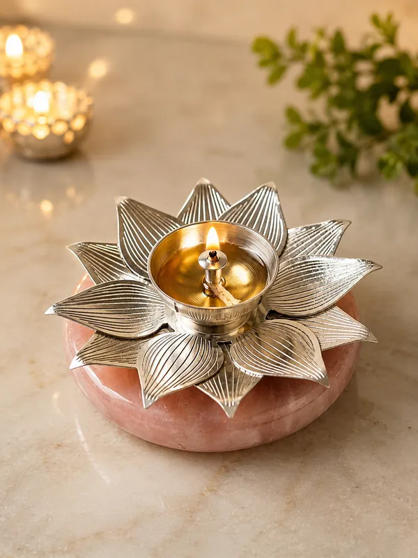Silver_Lotus_Flower_Diya