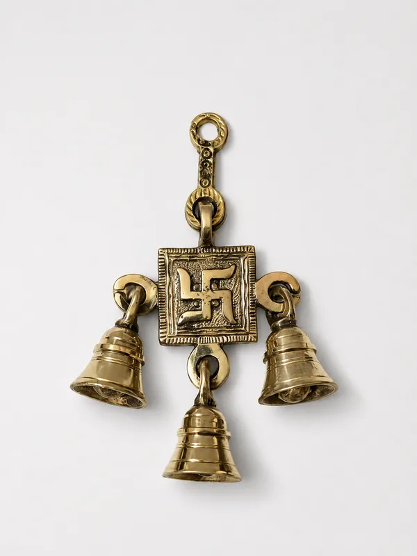 Brass_Wall_Hanging_Swastik_Bell_Chime_For_Pooja