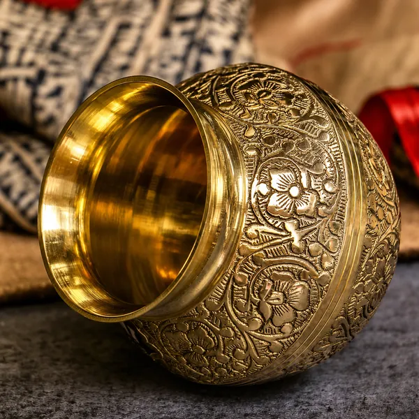 Brass_Embossed_Floral_Kalash_Pot_for_Pooja