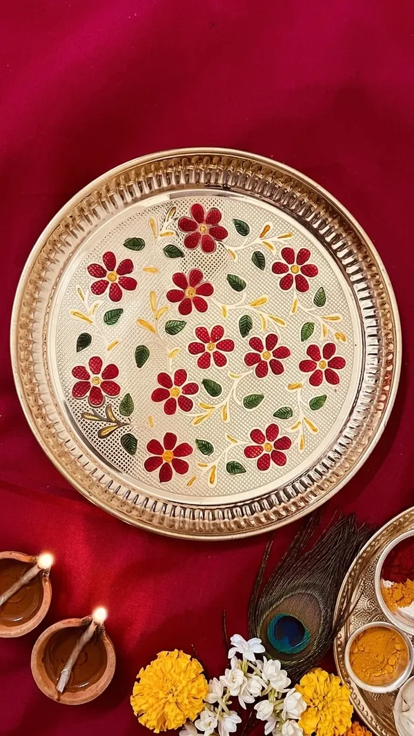 Brass_Pooja_Thali_With_Embossed_Floral_Design