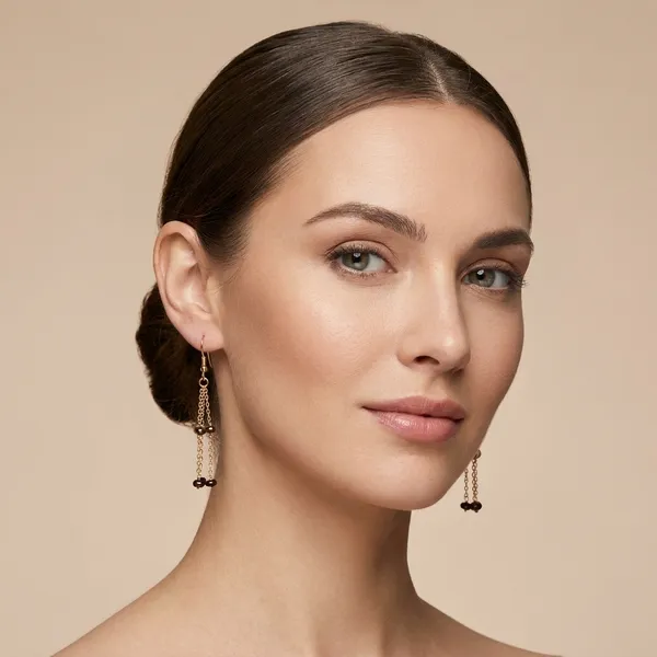 Elegant_Beaded_Drop_Earrings_With_Gold_Tone_Chains