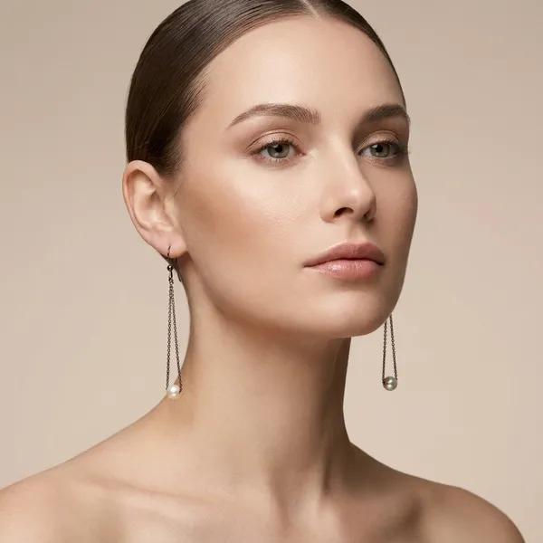 Elegant_Pearl_Drop_Earrings_With_Black_Chain