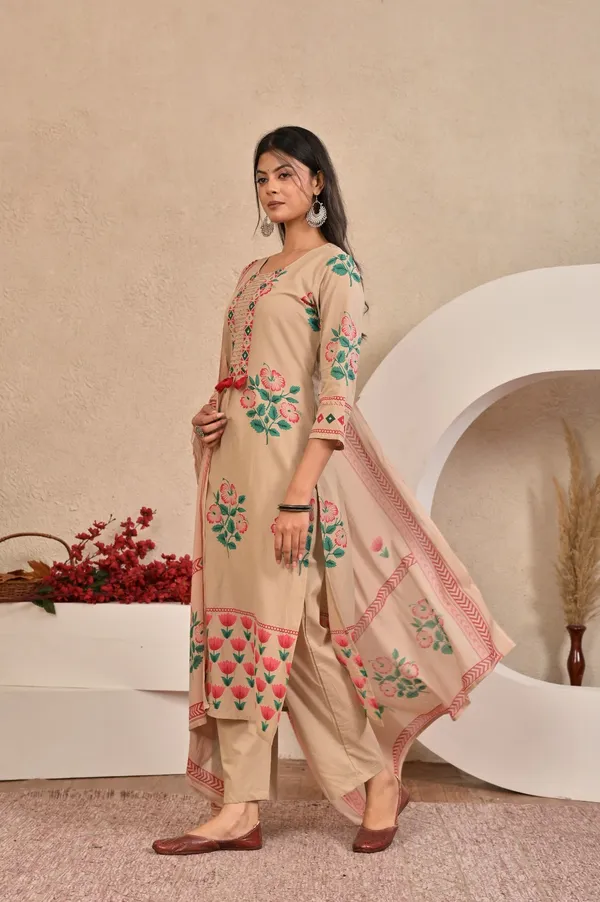 Beige_Blossom_Printed_Kurti_Set