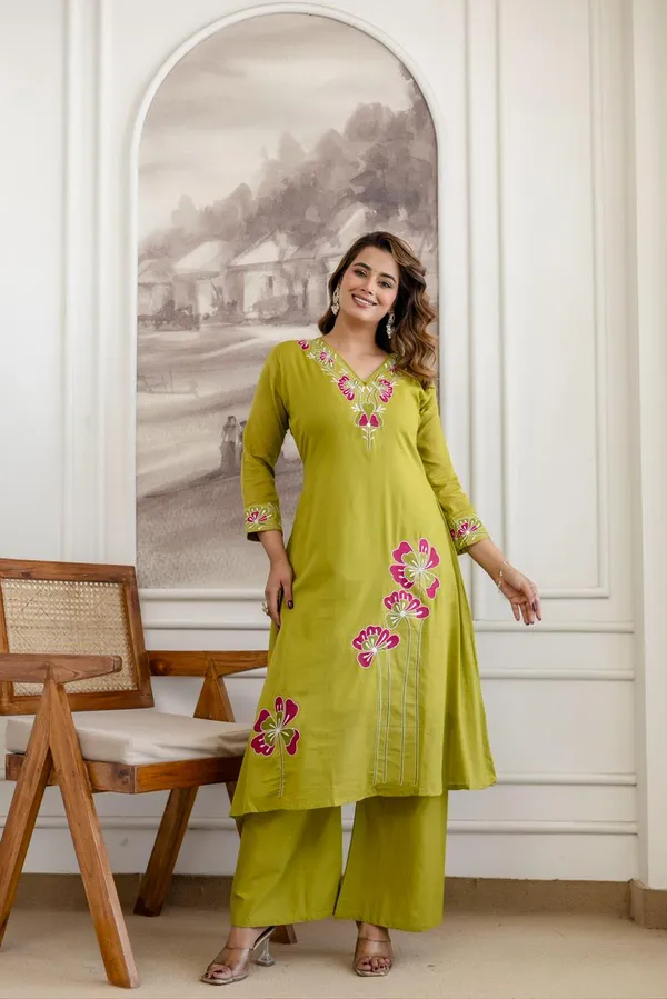 Moss_Green_Floral_Embroidered_Kurta_Set_with_Dupatta_for_Women_&_Girls.
