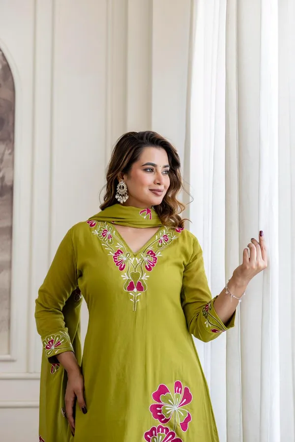 Moss_Green_Floral_Embroidered_Kurta_Set_with_Dupatta_for_Women_&_Girls.