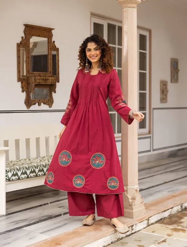 Maroon_Embroidered_Kurta_Set_/_Co-Ord_Set