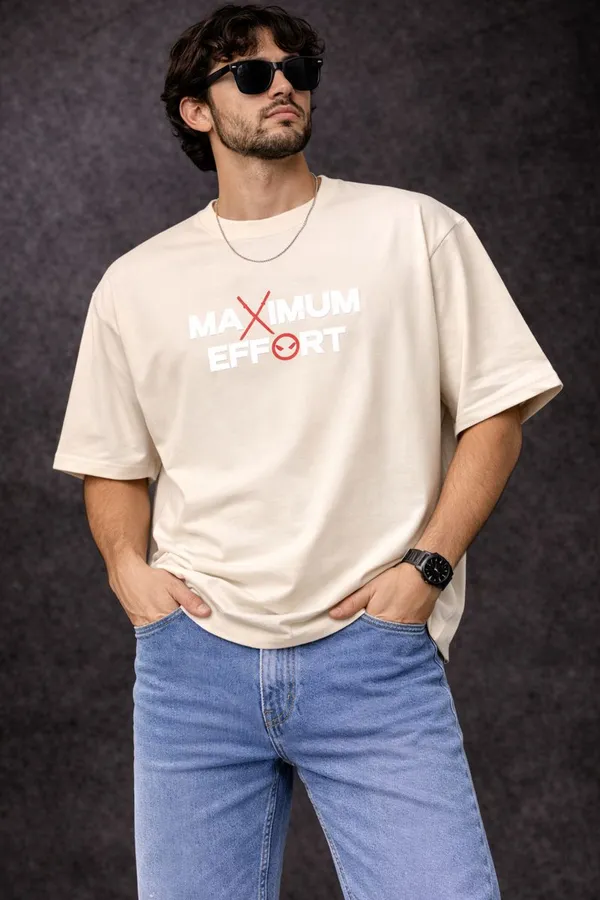 Maximum_Effort_Deadpool_Graphic_Print_Oversized_T-Shirt