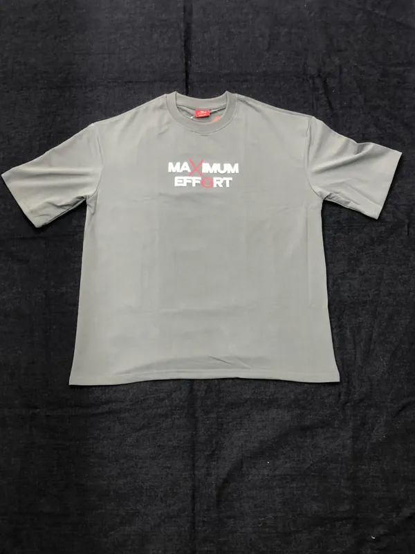 Deadpool_Maximum_Effort_Oversized_Grey_T-Shirt