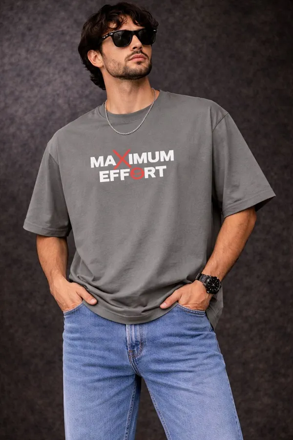Deadpool_Maximum_Effort_Oversized_Grey_T-Shirt