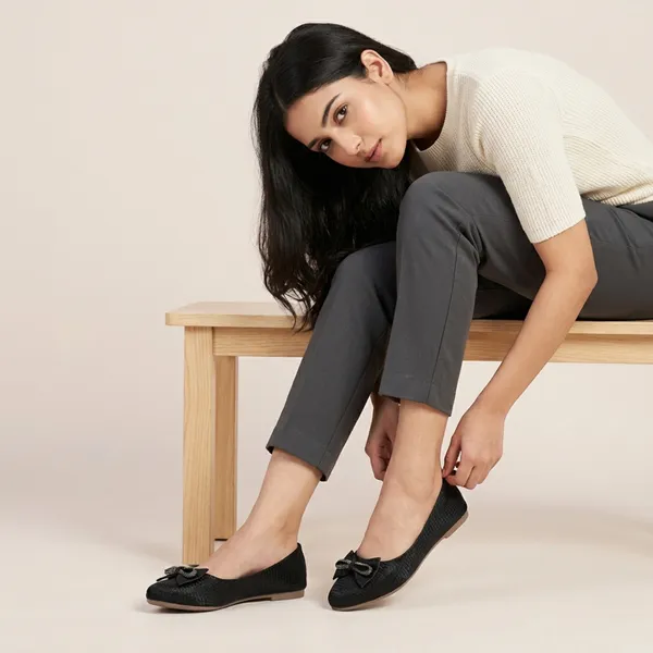 Veloura_Noir_Flats