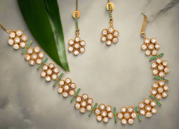 Delicate_Stylish_Floral_Set