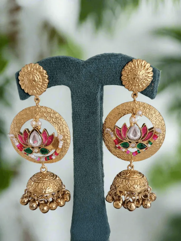 Antique_Gold_Plated_Contemporary_Set_With_Green_And_Red_Enamel