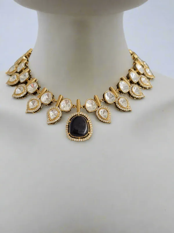 Elegant_Moissanite_Necklace_Set