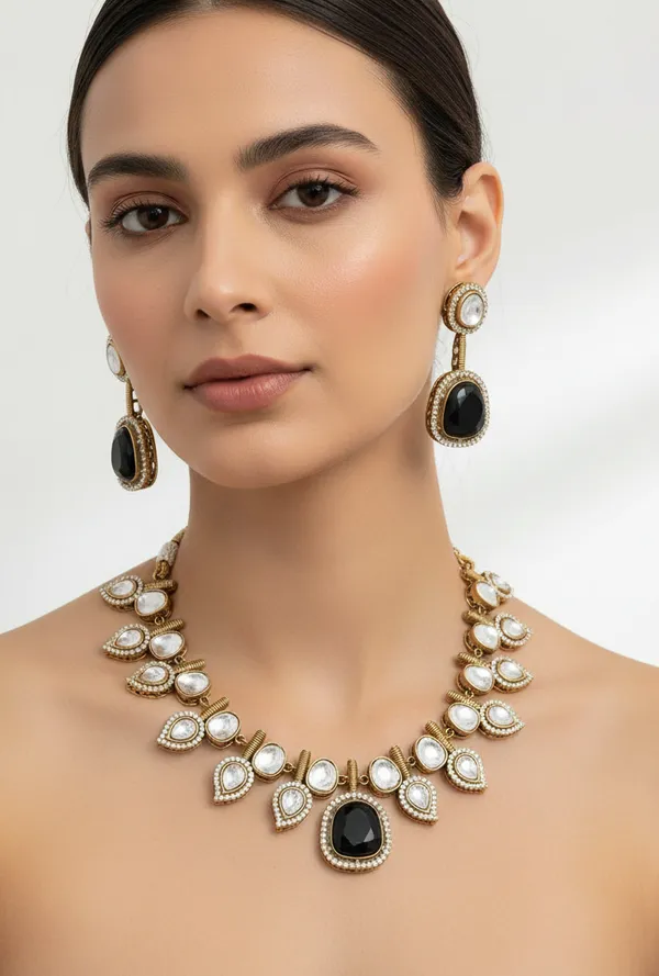 Elegant_Moissanite_Necklace_Set