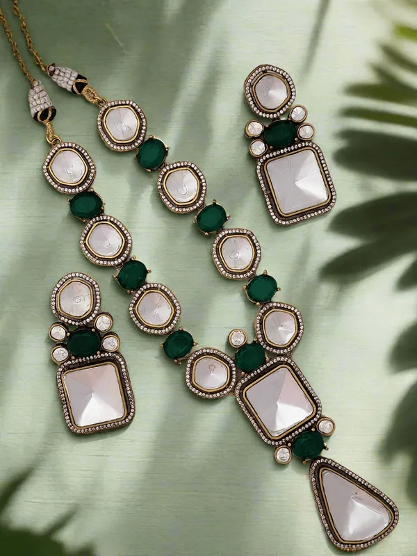 Gold_Plated_Royal_Moissanite_Green_Stone_Necklace_Set