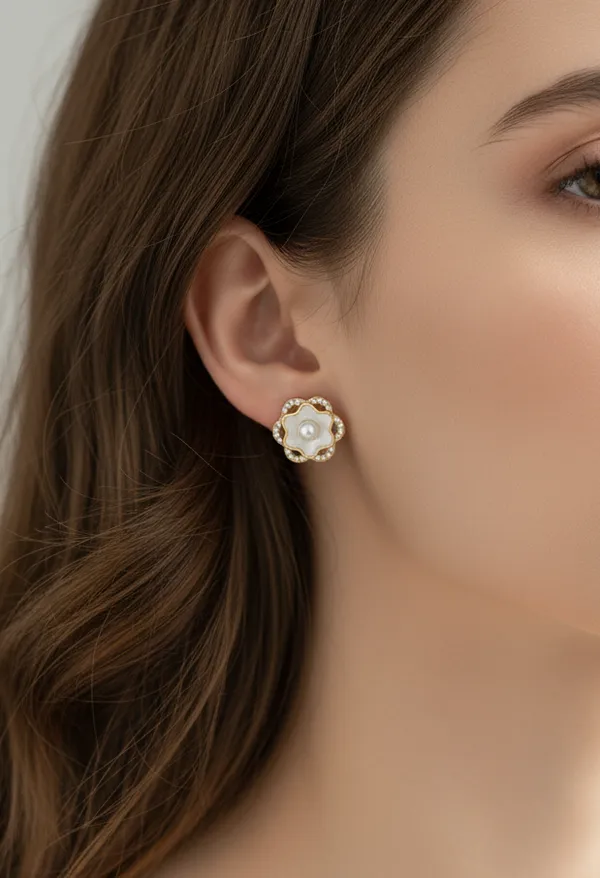 Mother_Of_Pearl_Flower_Stud_Earrings