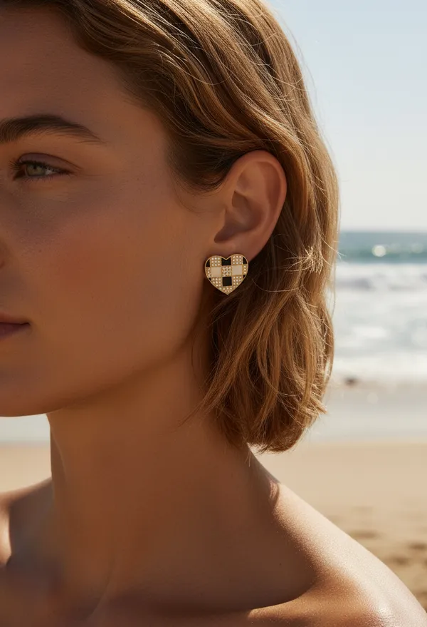 Chic_Checkerboard_Heart_Stud_Earrings_Black_White_Pearl_Detailing