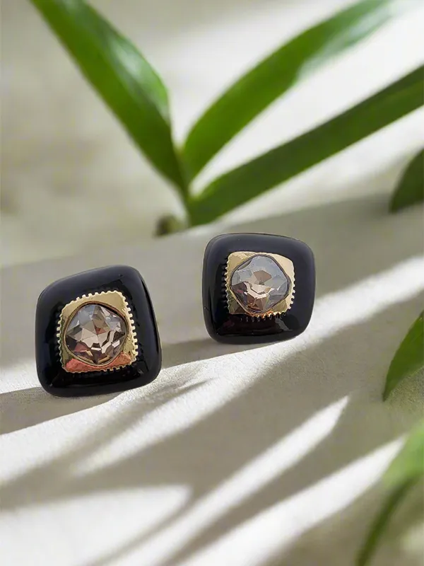 Black_Enamel_Studs