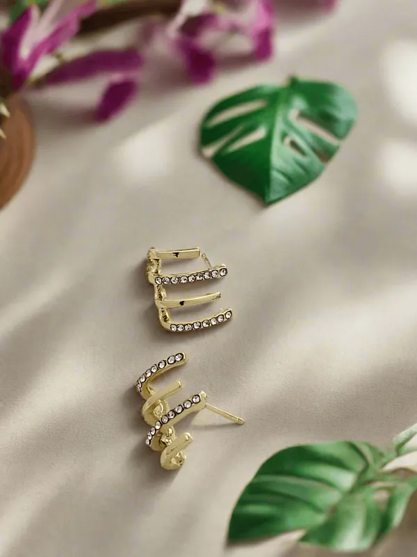 Delicate_Curved_Bar_Ear_Studs_In_Gold_Finish