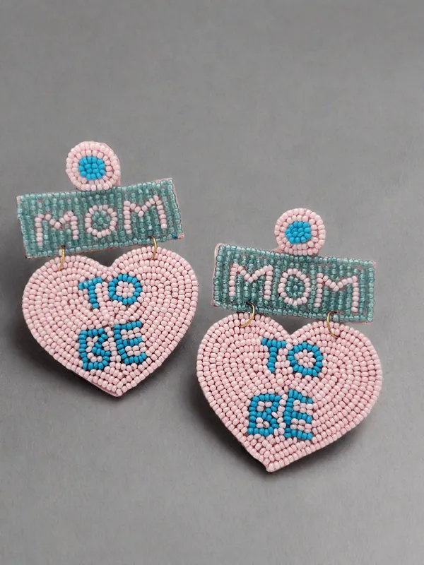 Mom_To_Be_Beaded_Heart_Earrings