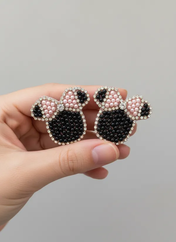 Minnie_Mouse_Inspired_Beaded_Earrings_With_Crystal_Bow