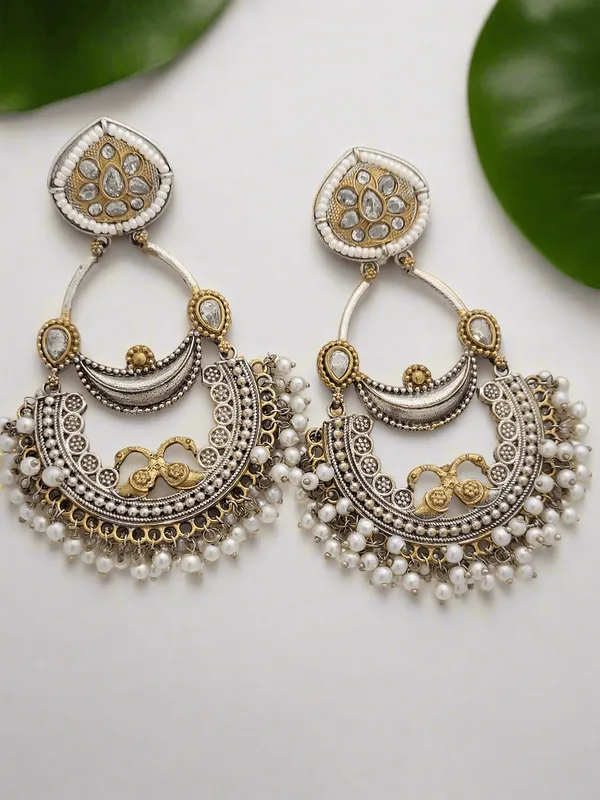 Peacock_Motif_Chandbali_White