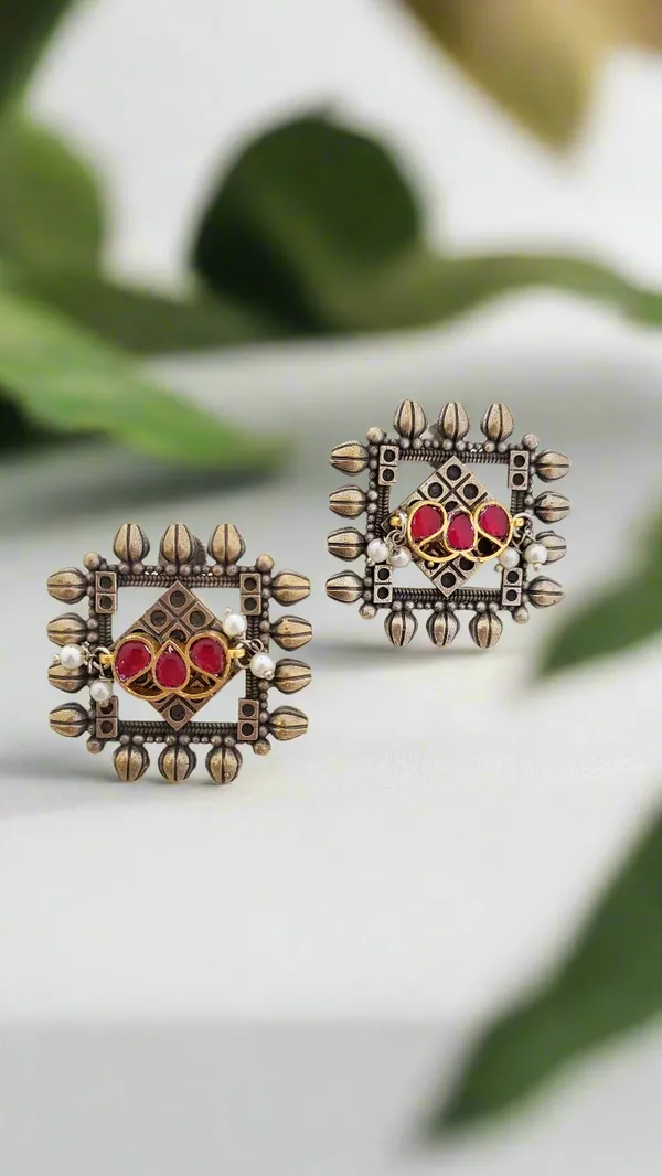 Oxidized_Studs_With_Red_Stones_And_Pearl