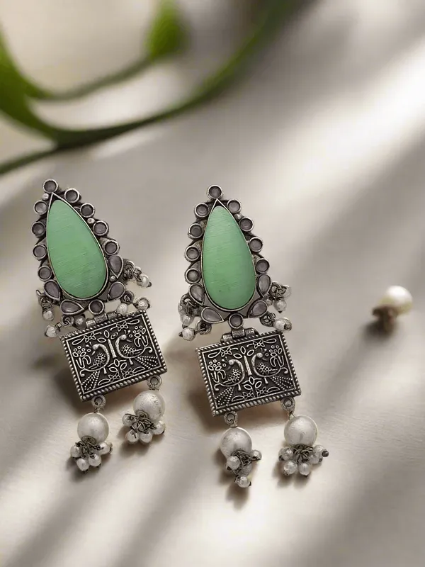 Traditional_Oxidized_Earring_Embellished_With_Stones_And_Pearls